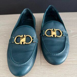 FERRAGAMO Galie Leather Loafers inTeal/Peacock Size 10